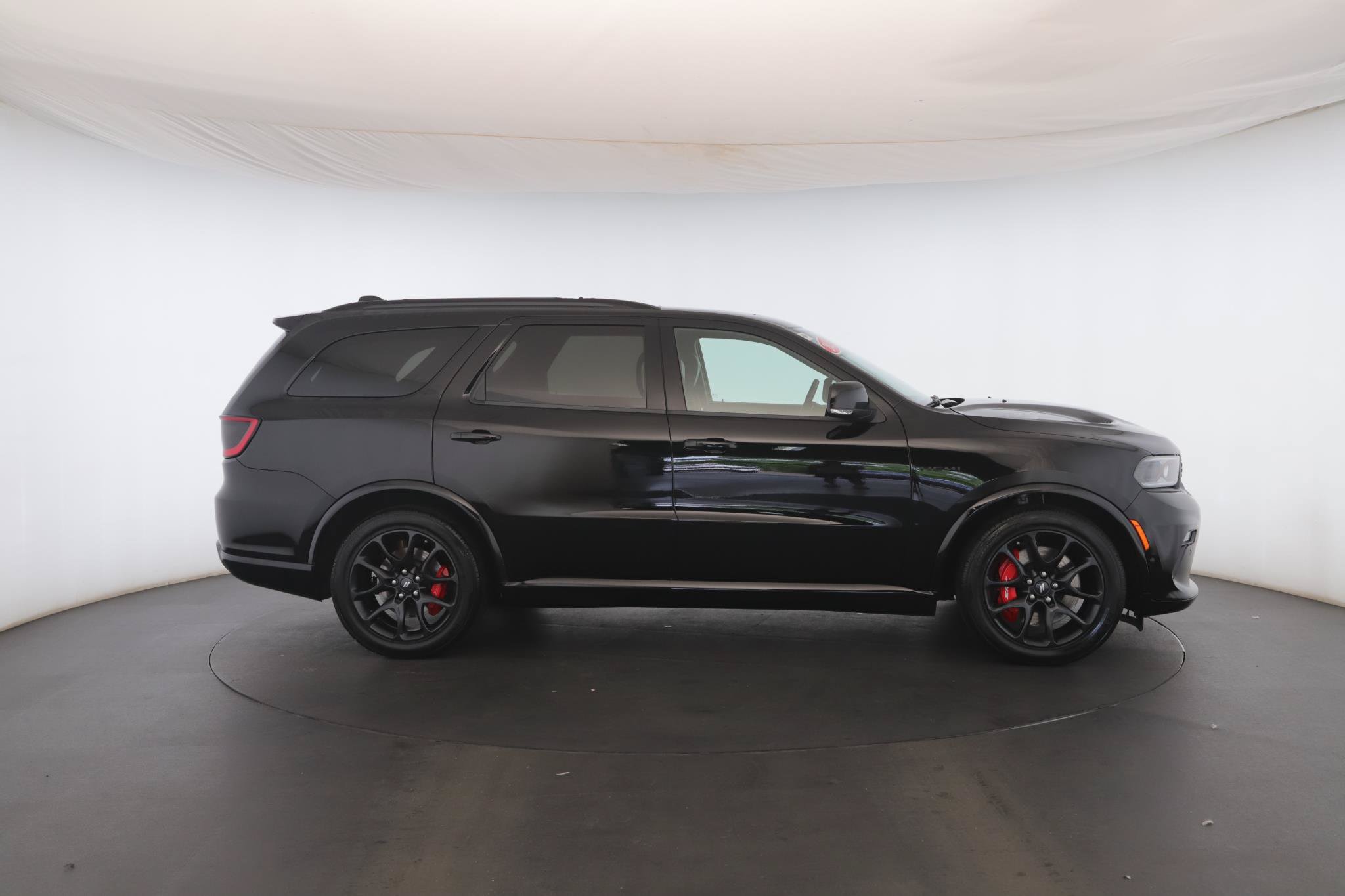 Used 2023 Dodge Durango R/T w/ Tow 'N Go Package AWD/4WD image 24