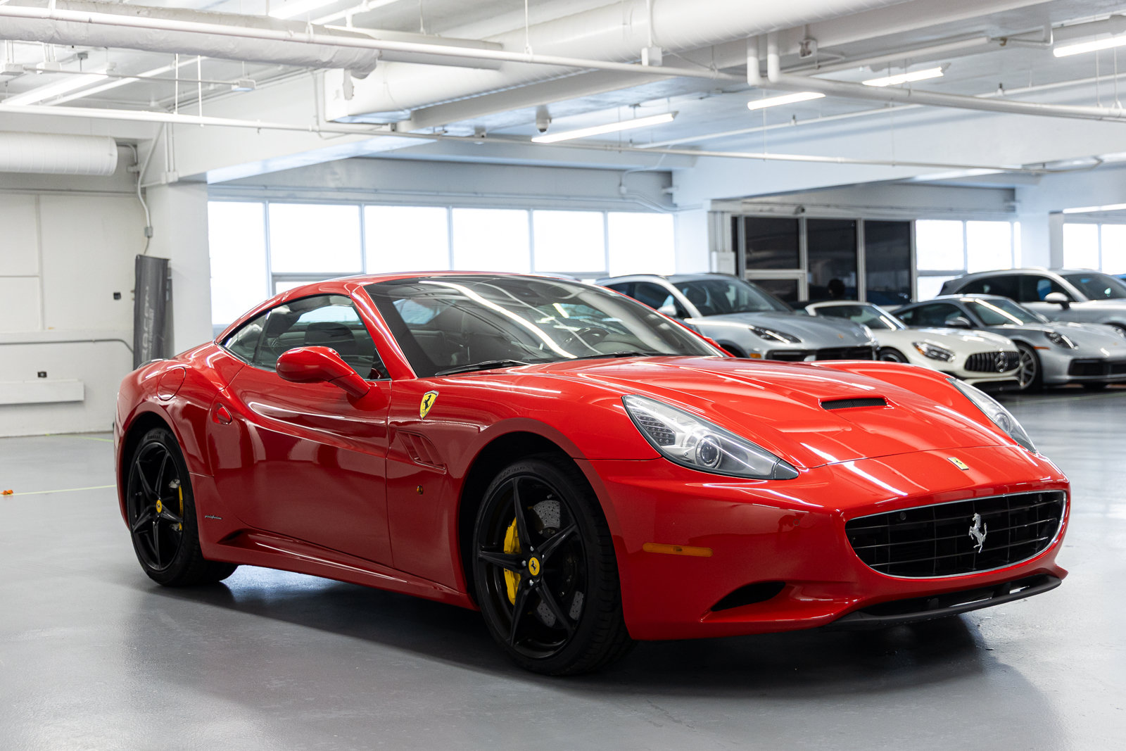 Used 2011 Ferrari California RWD image 19