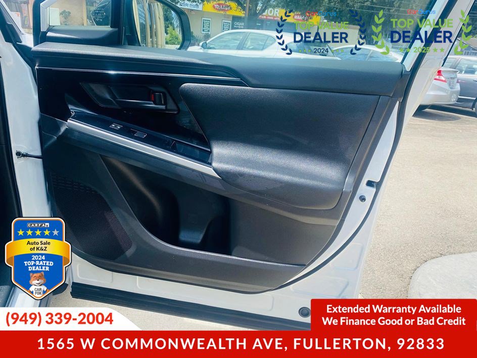 Used 2023 Toyota bZ4X XLE image 27