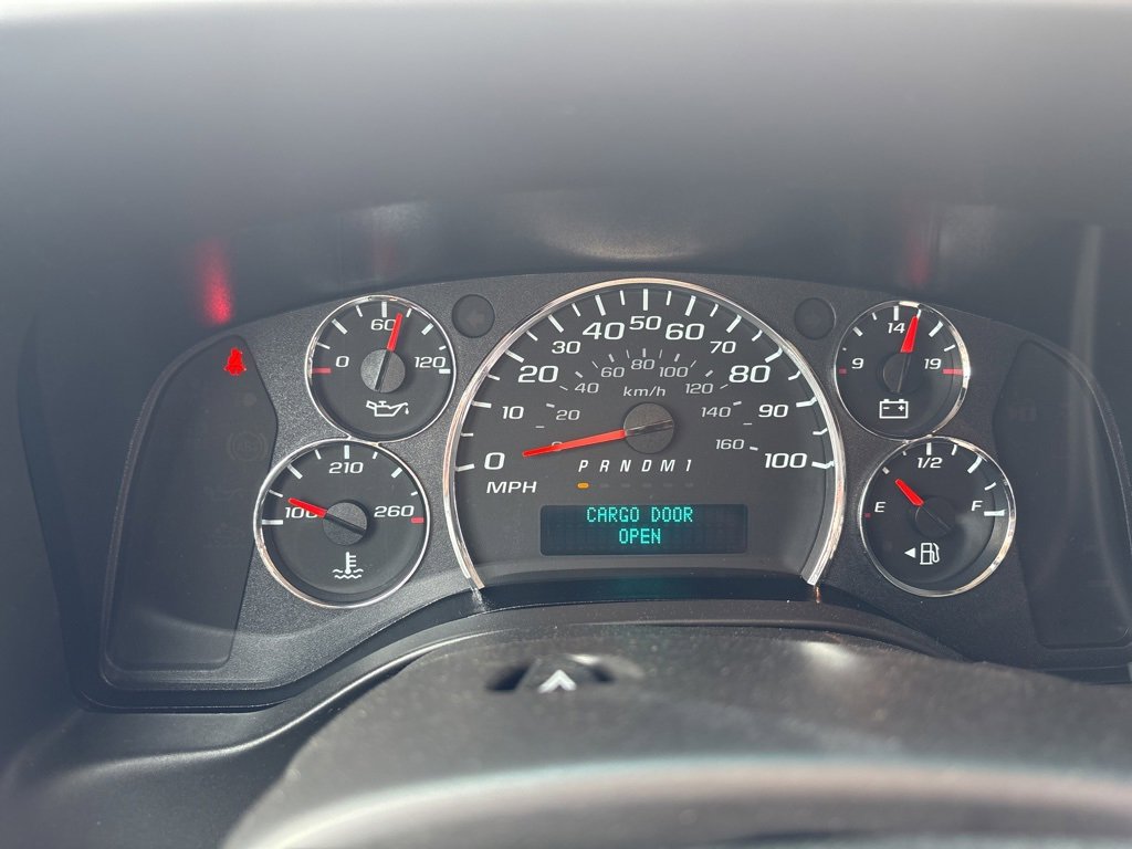 Used 2023 GMC Savana 2500 w/ Driver Convenience Package image 34