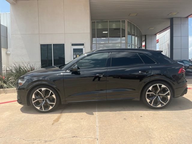 Used 2023 Audi RS Q8 AWD/4WD image 2