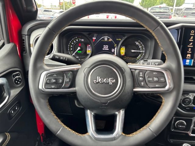 Used 2024 Jeep Wrangler Unlimited Sahara AWD/4WD image 16