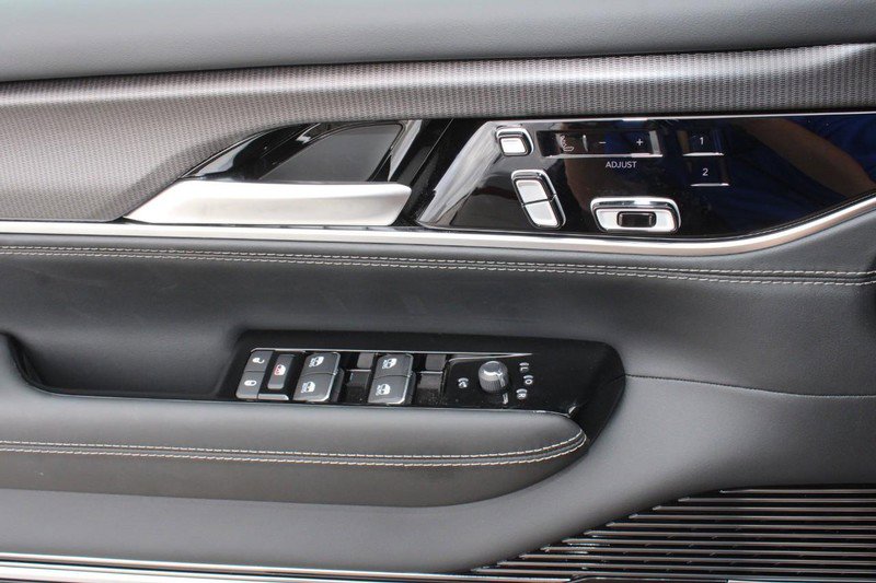 New 2024 Jeep Grand Wagoneer L Series II w/ Quick Order Packagew 28T image 32