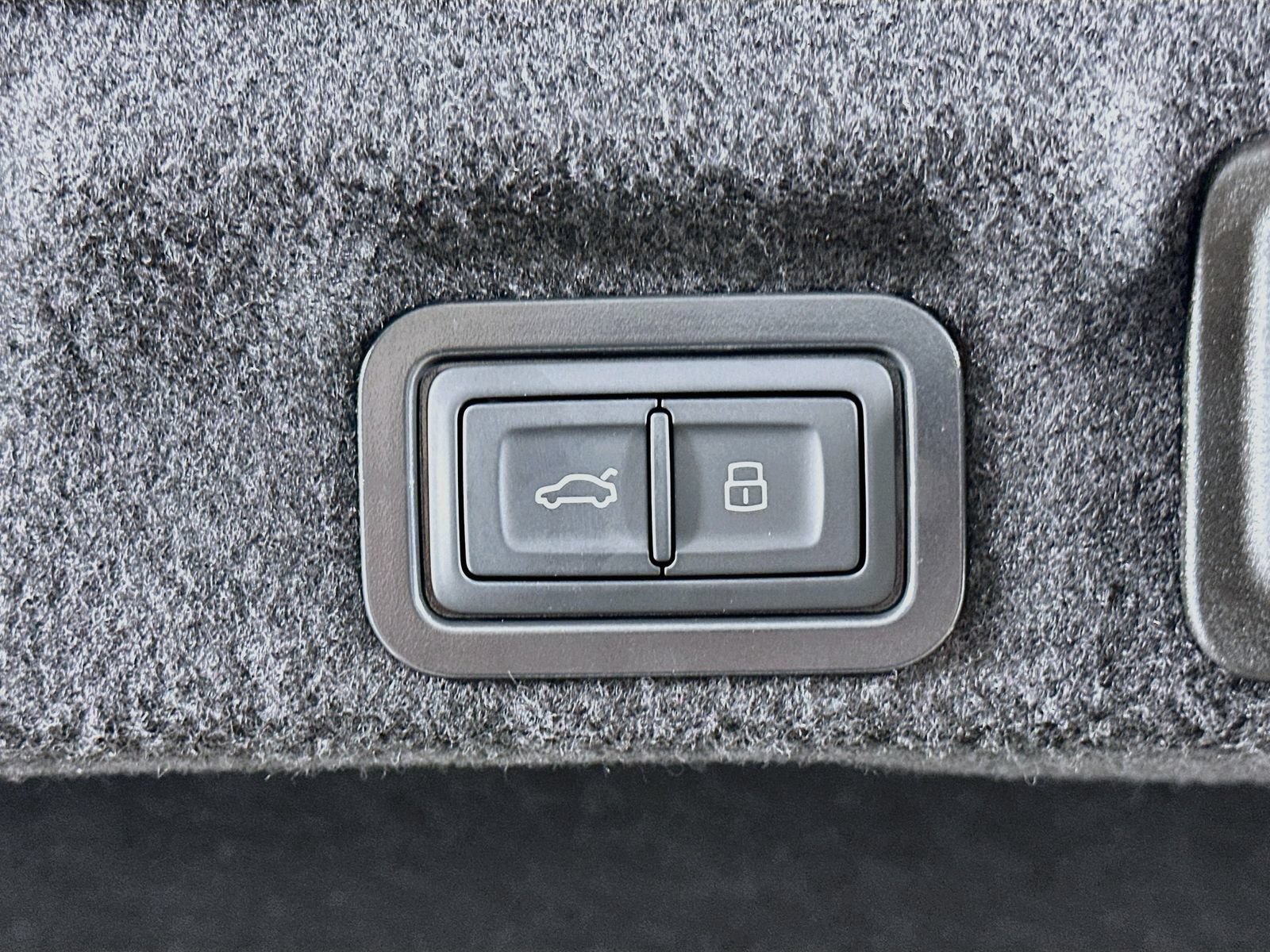 New 2026 Audi A6 Premium Plus AWD/4WD image 40