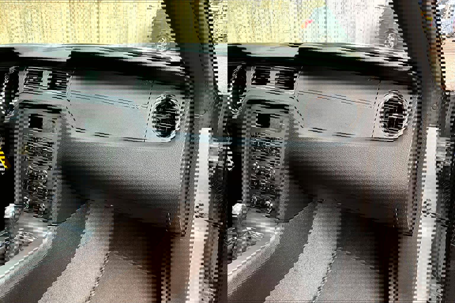 Used 2013 Ford Mustang GT image 19