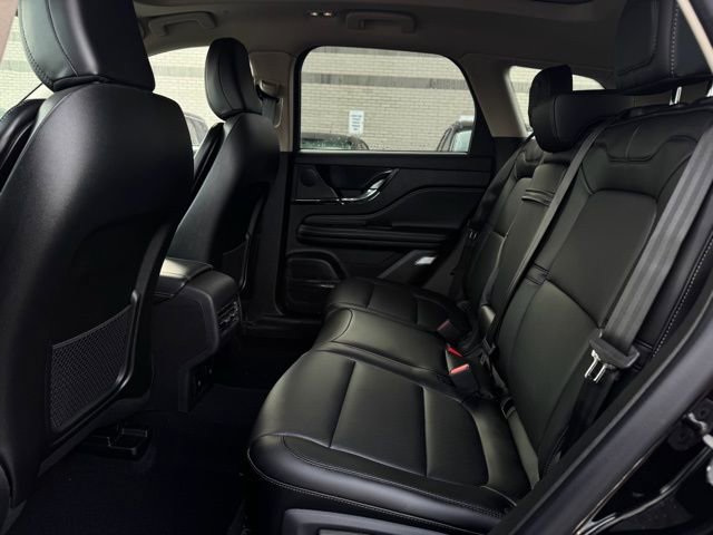 New 2026 Lincoln Corsair Premiere image 20