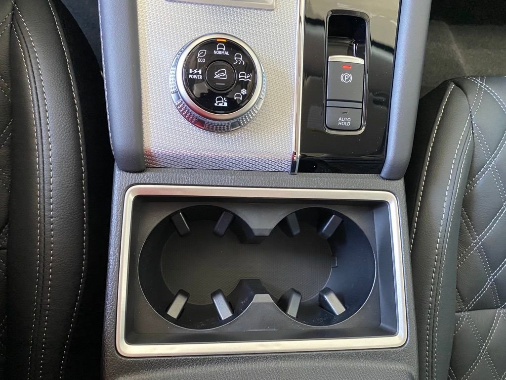 New 2023 Mitsubishi Outlander SEL image 46