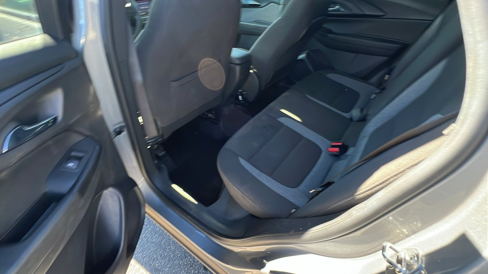 Used 2023 Chevrolet TrailBlazer LT w/ Convenience Package image 23