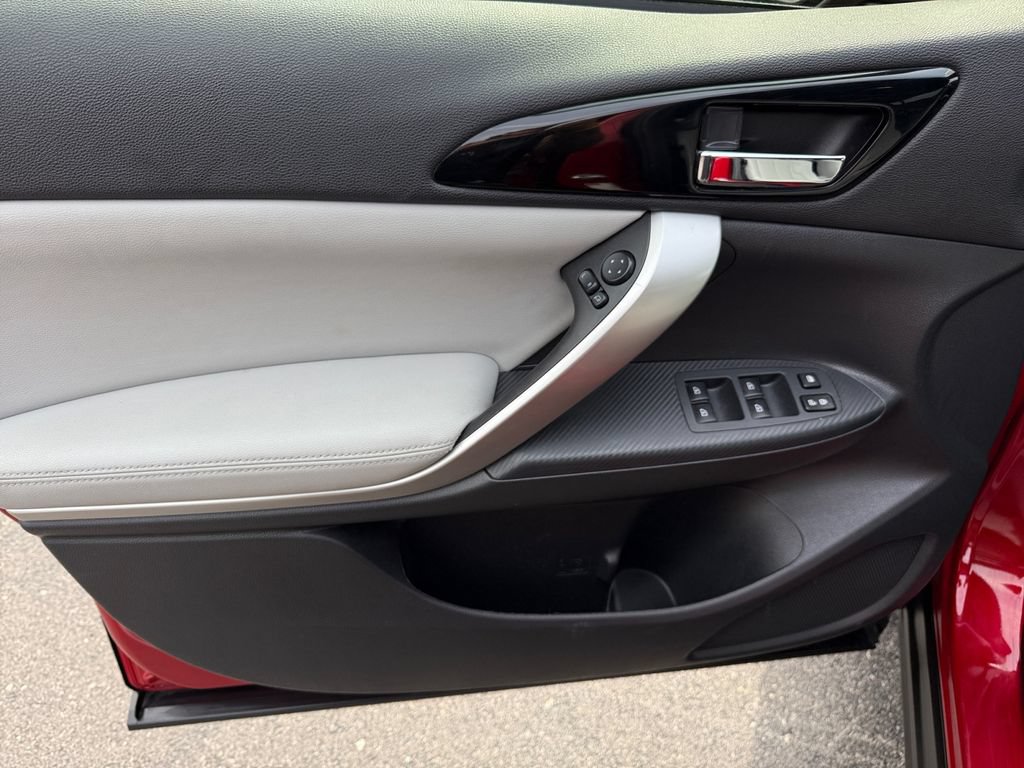 Used 2024 Mitsubishi Eclipse Cross SEL AWD/4WD image 27