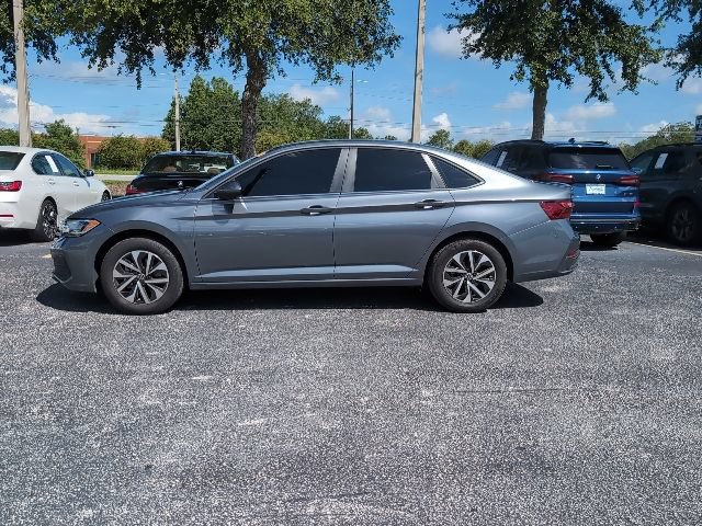 Used 2024 Volkswagen Jetta S FWD image 3