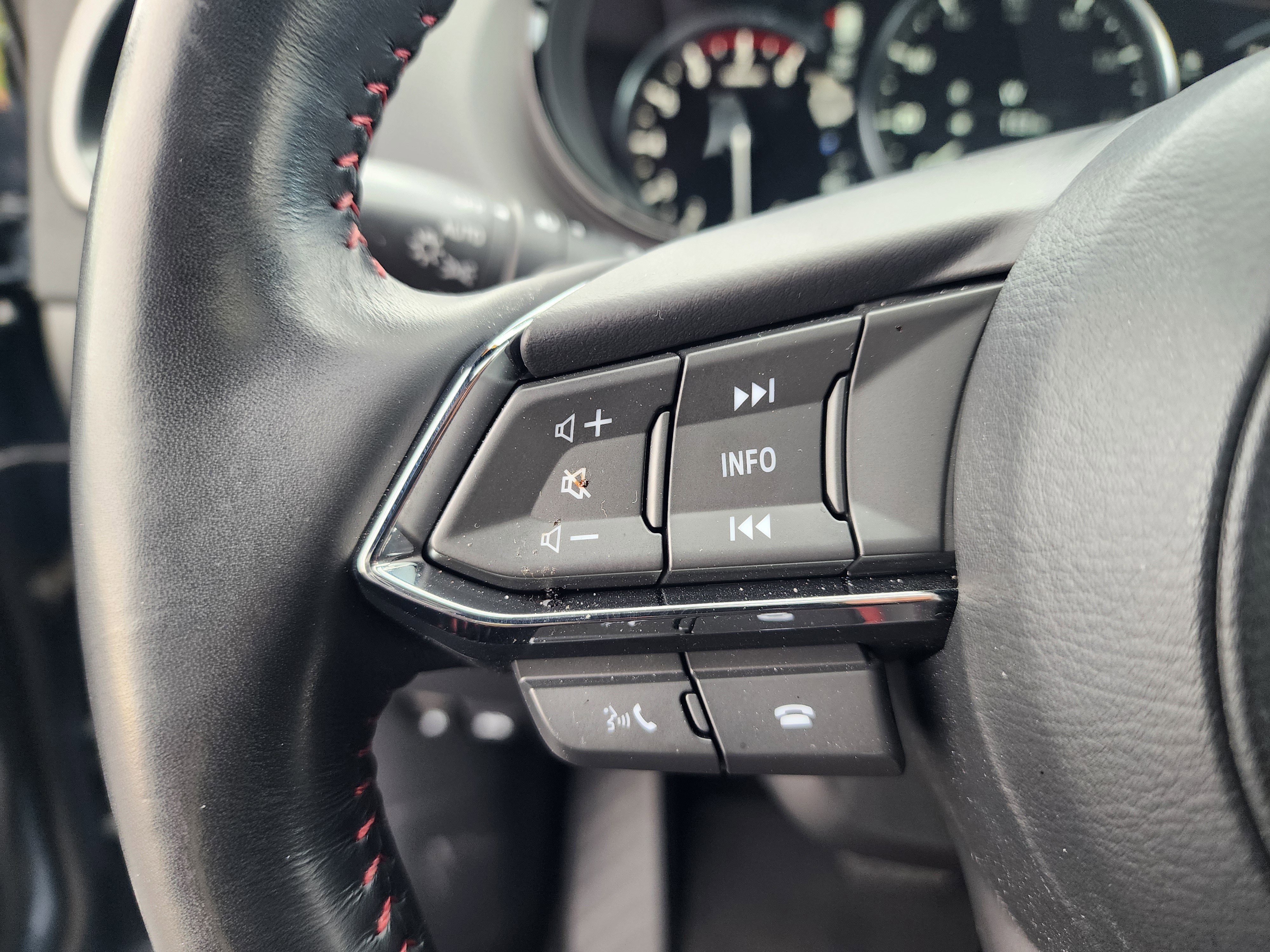 Used 2023 MAZDA CX-9 Carbon Edition image 31