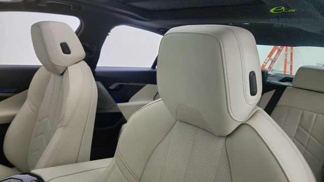 Used 2027 BMW 530i w/ M Sport Package RWD image 46