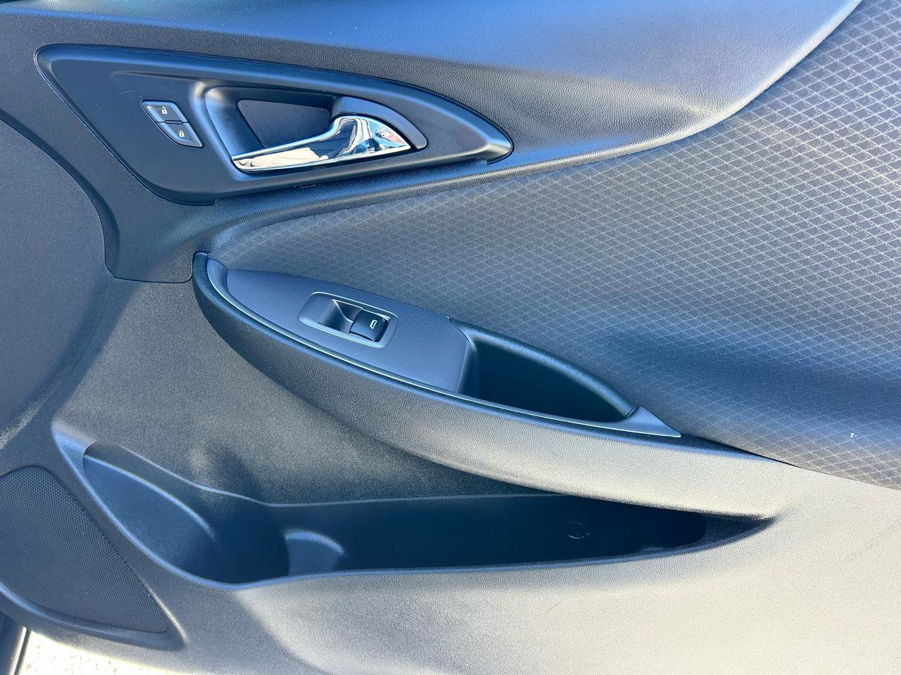 Used 2021 Chevrolet Malibu LT image 11