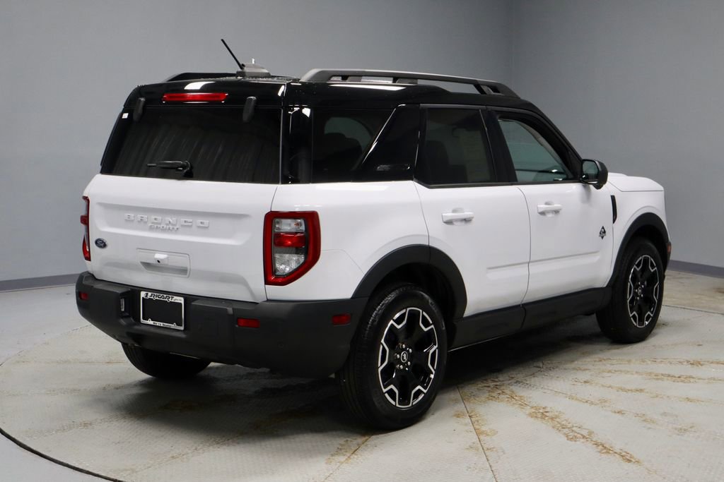 Certified 2025 Ford Bronco Sport Outer Banks w/ Outer Banks Tech Package+ image 12