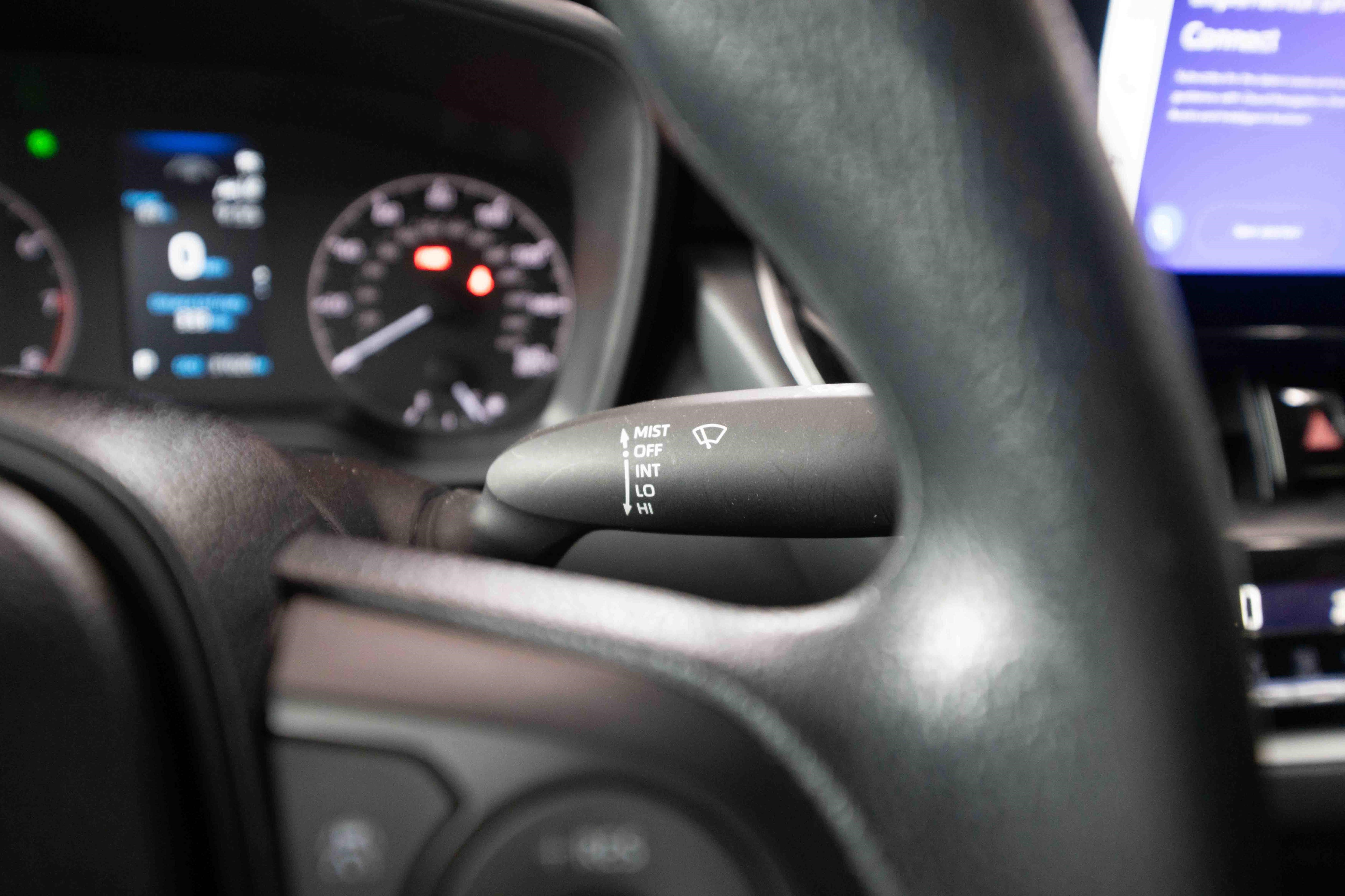 Used 2025 Toyota Corolla LE FWD image 14