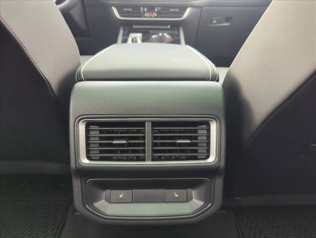 Used 2025 Volkswagen Atlas Cross Sport SEL Premium R-Line image 16