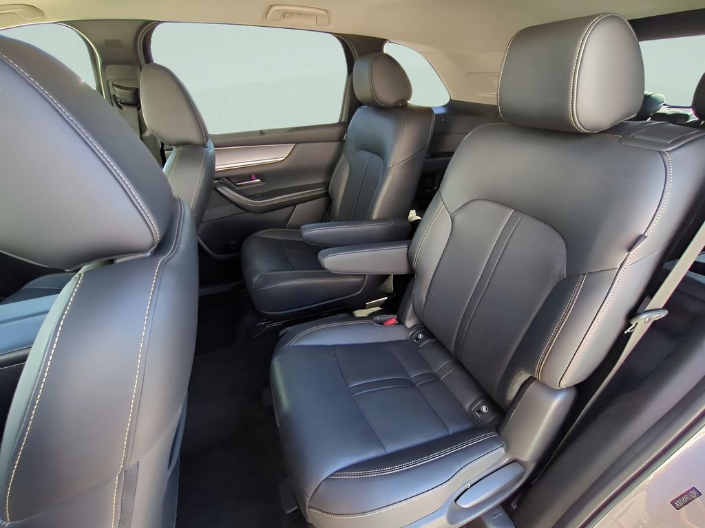 Used 2024 MAZDA CX-90 3.3 Turbo w/ Premium Package image 14