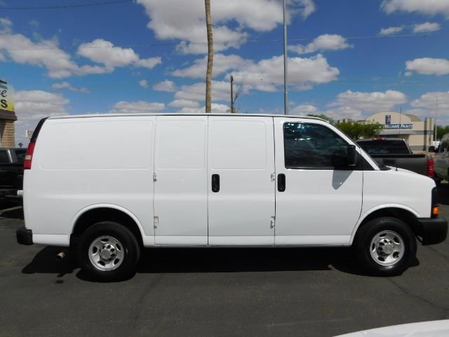 Used 2013 Chevrolet Express 2500 image 7