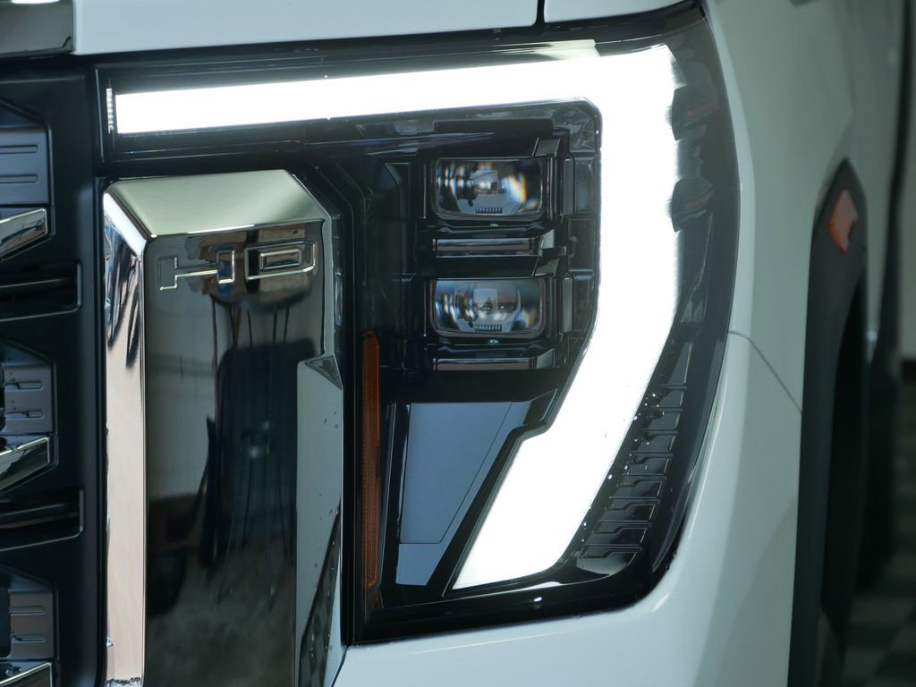 New 2025 GMC Sierra 3500 SLE w/ SLE Convenience Package image 8