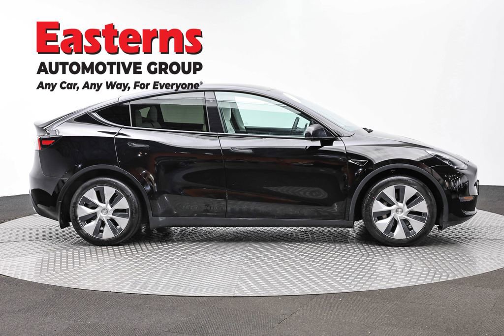 Used 2021 Tesla Model Y Long Range AWD/4WD image 4