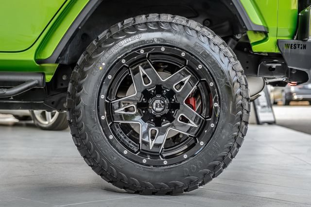 Used 2019 Jeep Wrangler Unlimited Sahara AWD/4WD image 12