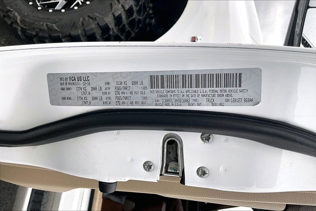 Used 2017 RAM 1500 Classic SLT image 20