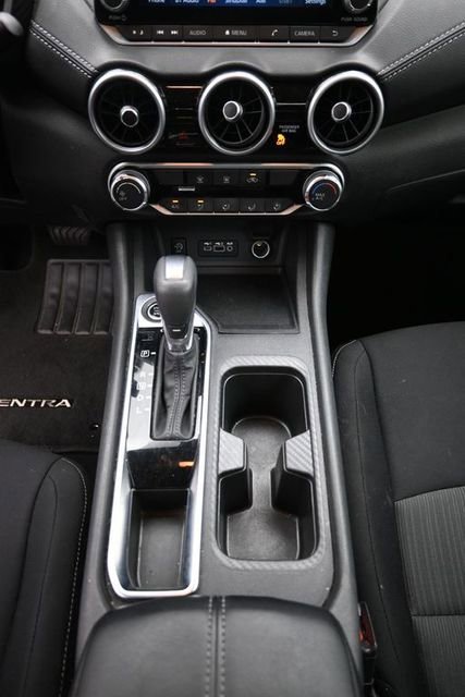 Used 2025 Nissan Sentra SV FWD image 10