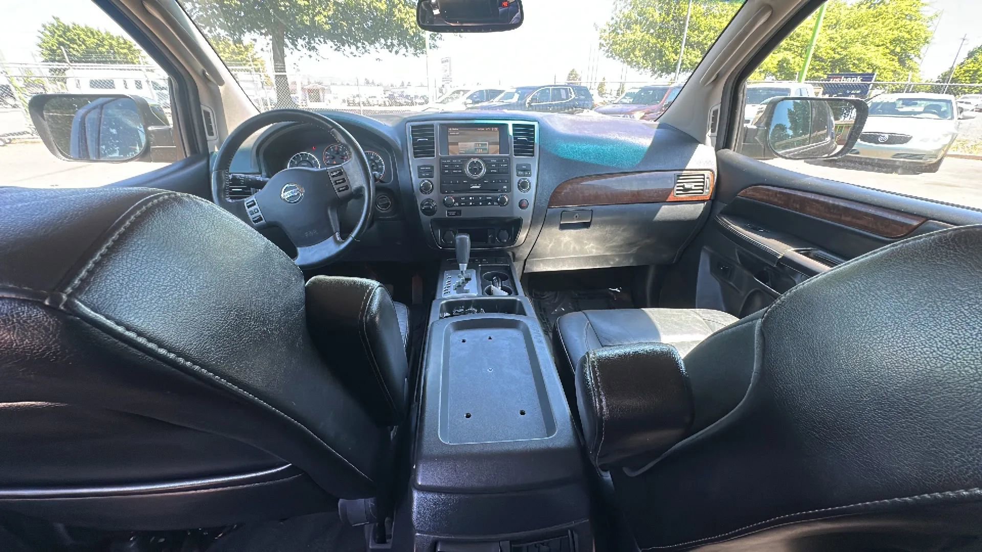 Used 2011 Nissan Armada SL w/ DVD FES Pkg AWD/4WD image 12