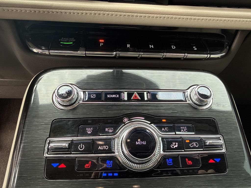 Certified 2023 Lincoln Nautilus Reserve AWD/4WD image 28