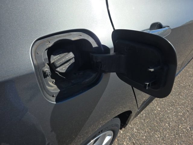 Used 2017 Chevrolet Volt Premier w/ Driver Confidence II Package FWD image 30