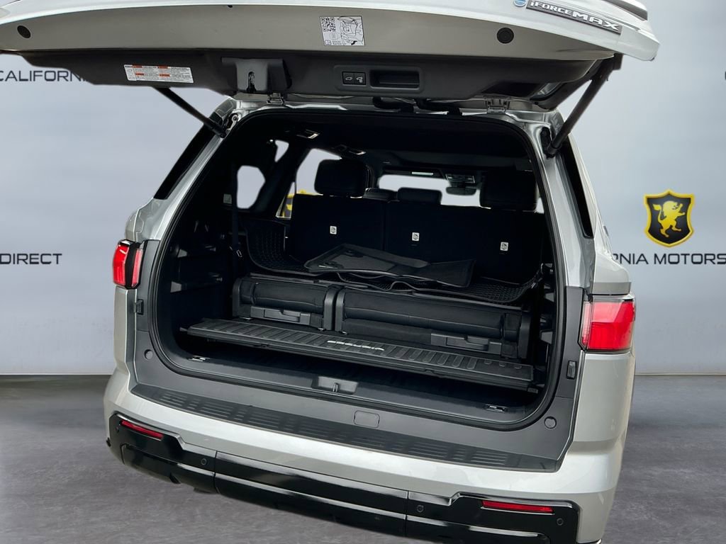 Used 2025 Toyota Sequoia Limited w/ TRD Off-Road Package image 26