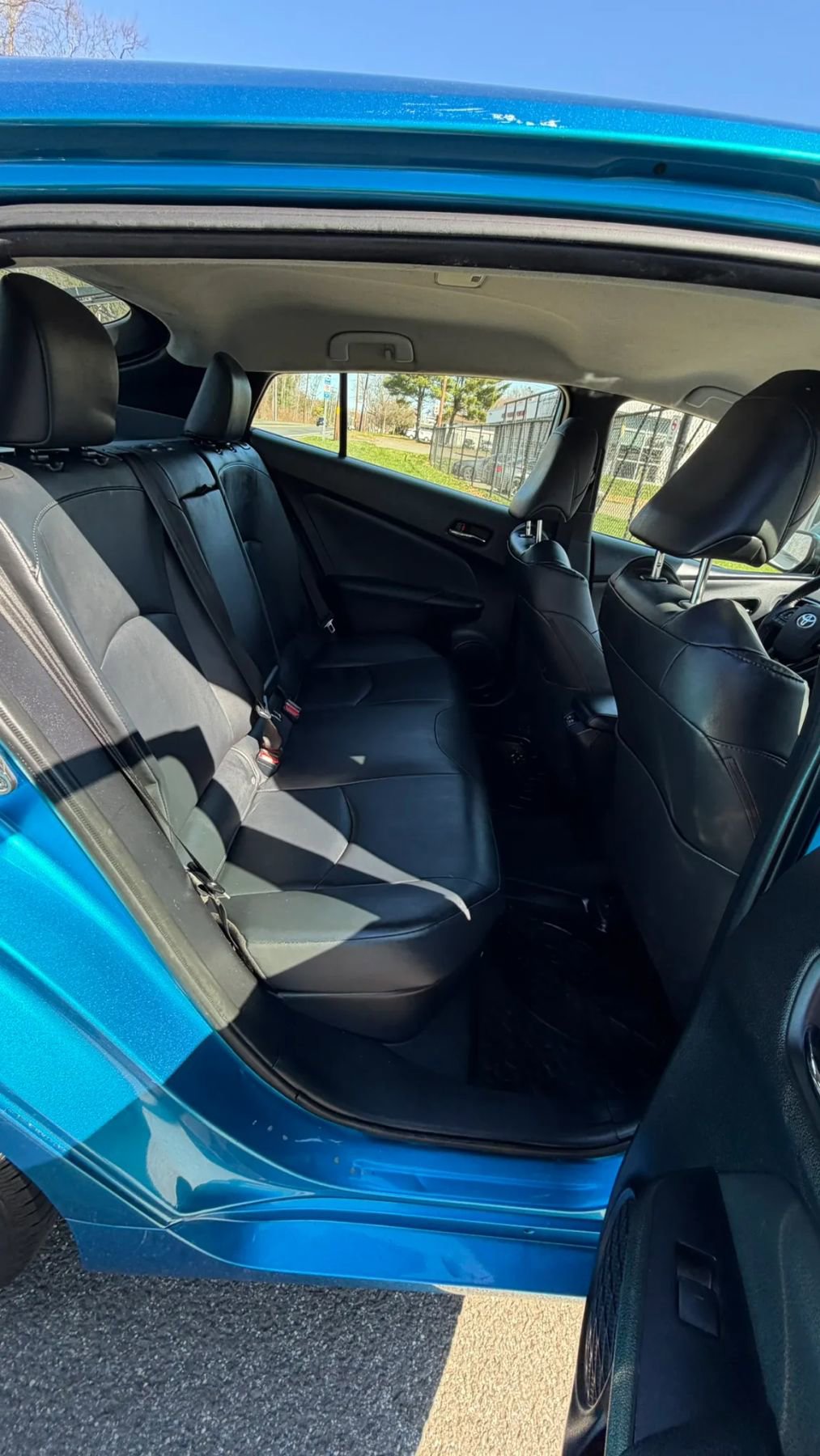 Used 2019 Toyota Prius XLE image 17
