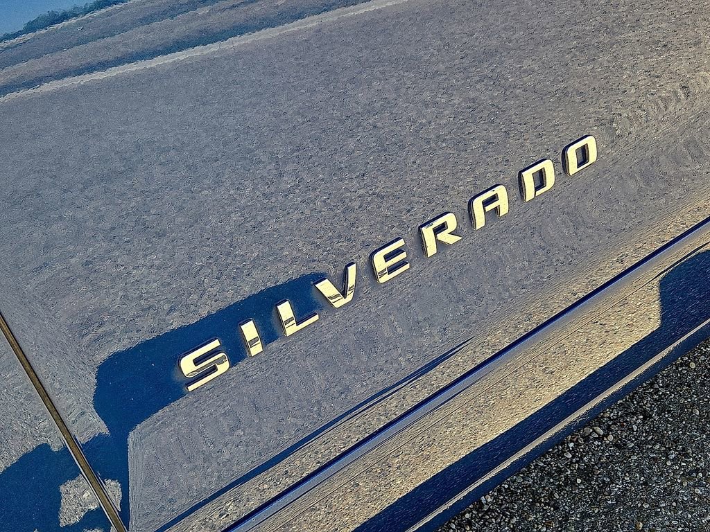 Used 2017 Chevrolet Silverado 1500 LT w/ All Star Edition image 11