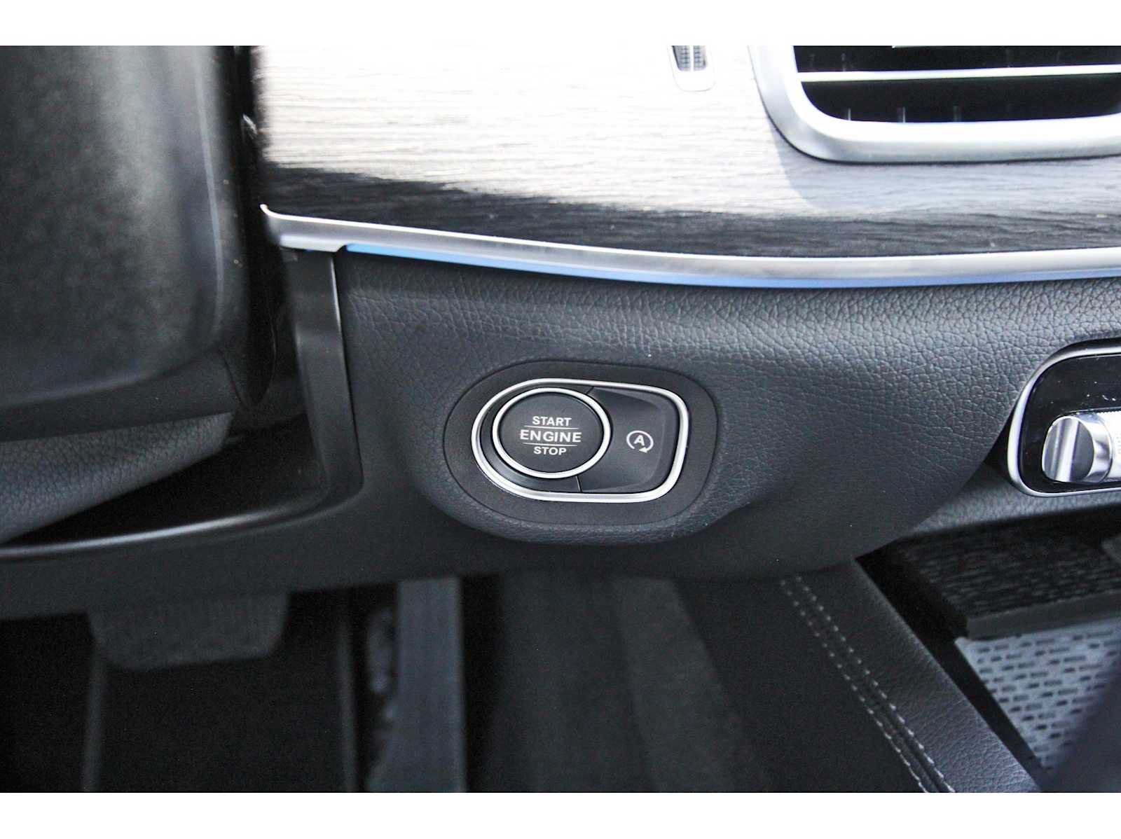 Used 2025 Mercedes-Benz GLE 350 4MATIC image 28