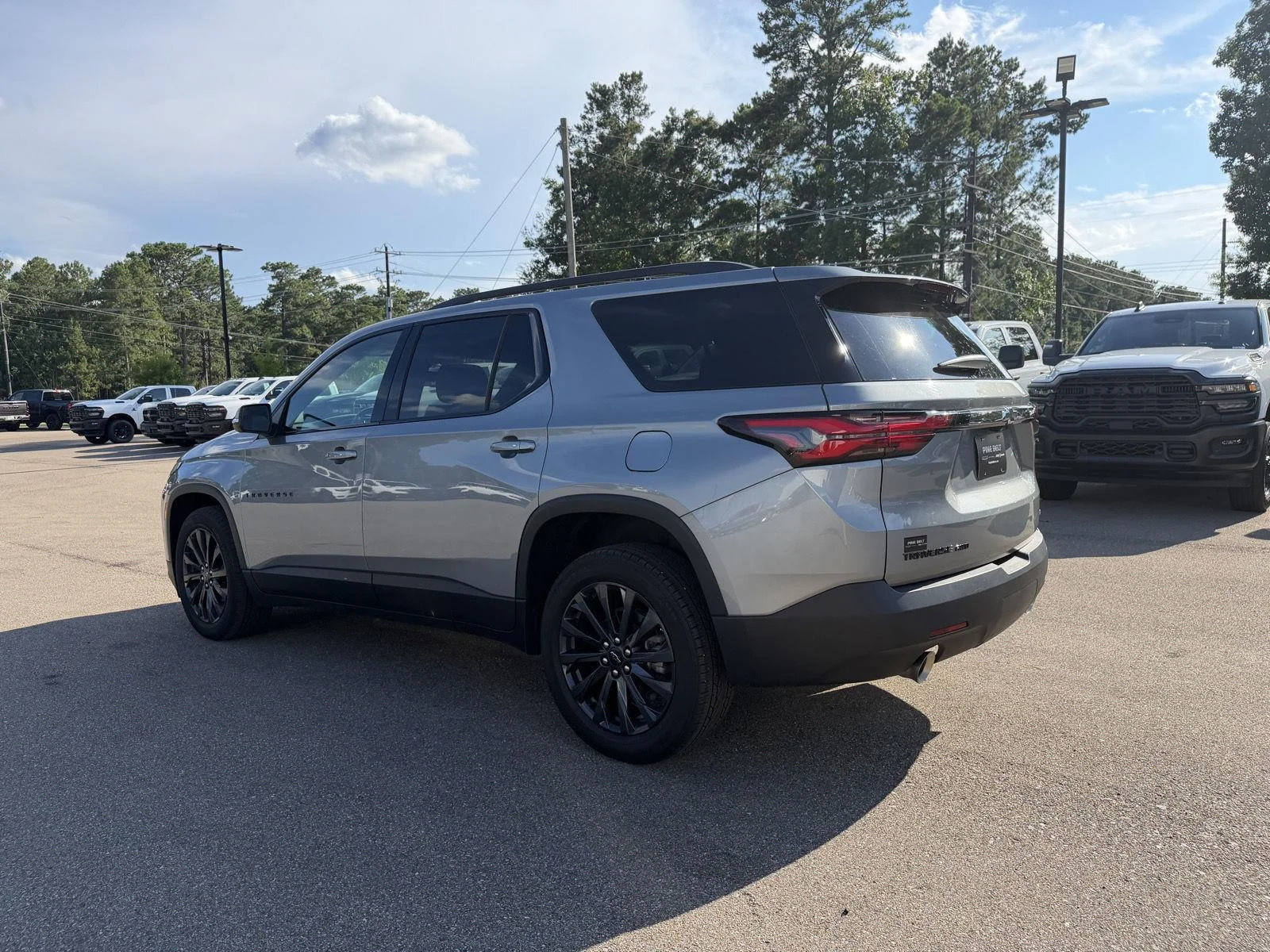 Used 2023 Chevrolet Traverse RS AWD/4WD image 4