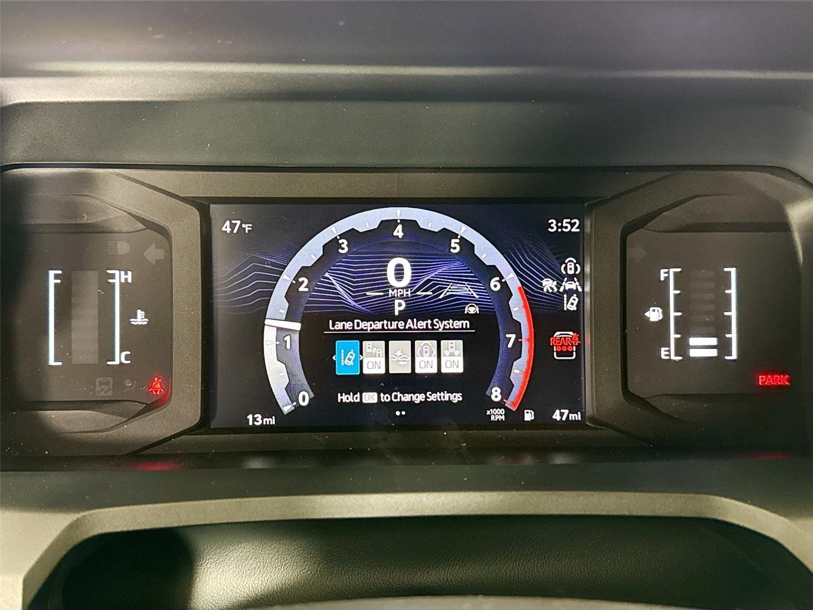 New 2026 Toyota 4Runner SR5 AWD/4WD image 22