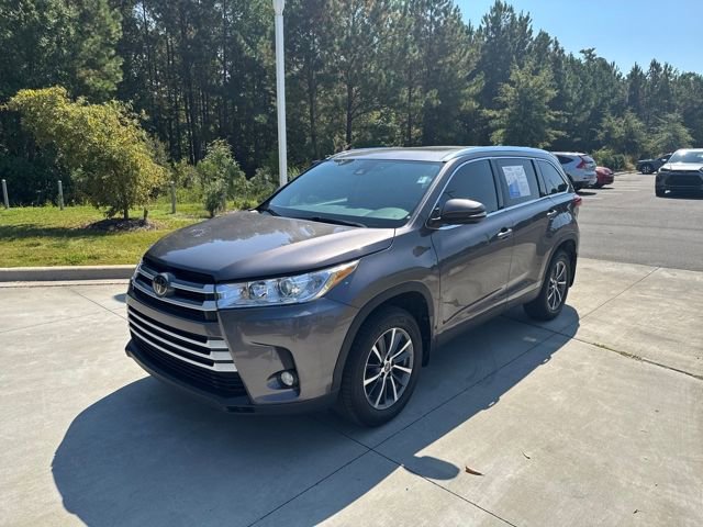 Used 2019 Toyota Highlander XLE image 5