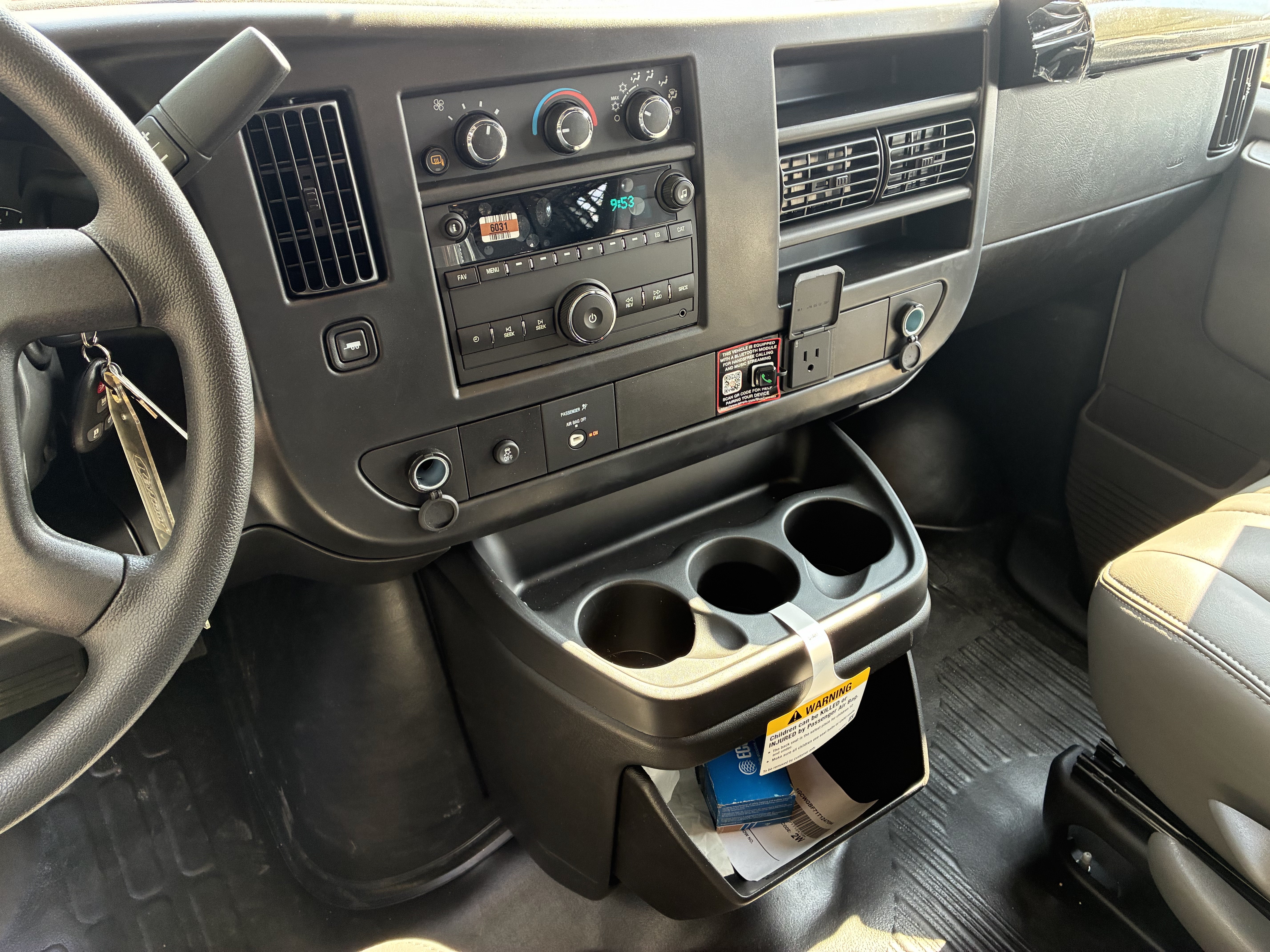 New 2026 Chevrolet Express 2500 Extended w/ Driver Convenience Package RWD image 35