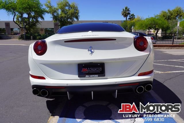 Used 2015 Ferrari California T image 51