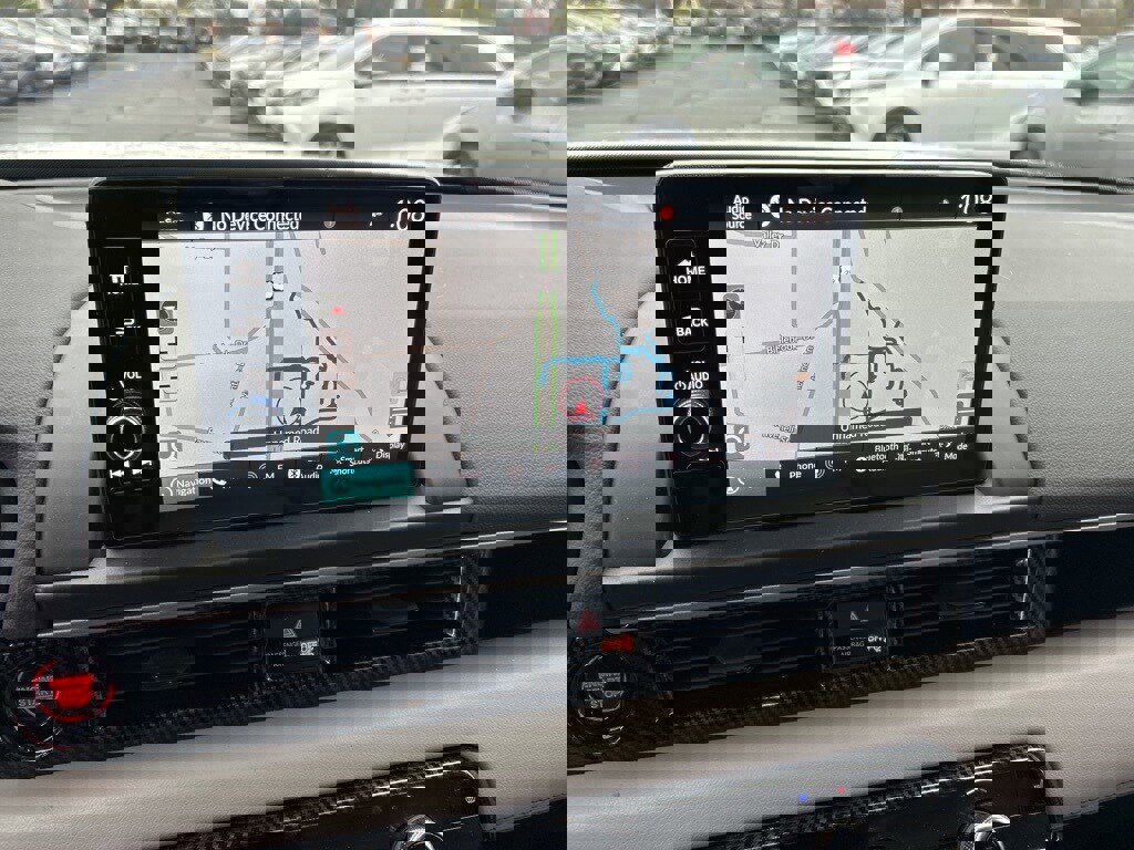 Used 2025 Honda Pilot Touring image 13