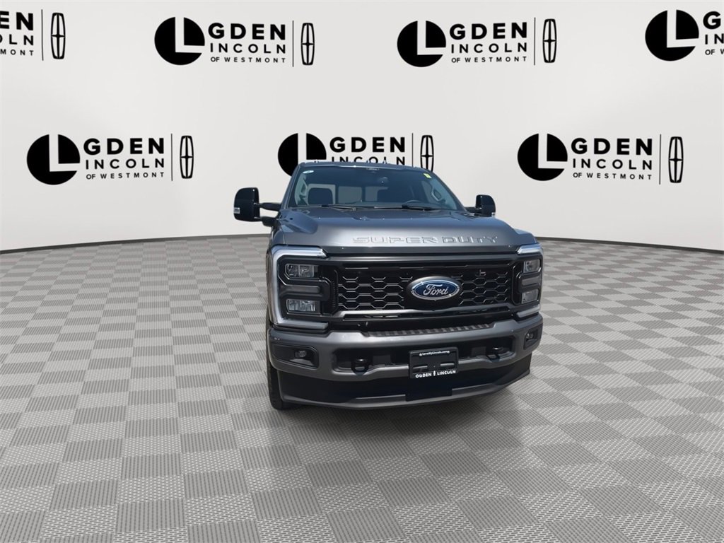 Used 2024 Ford F350 Lariat w/ Sport Appearance Package image 3