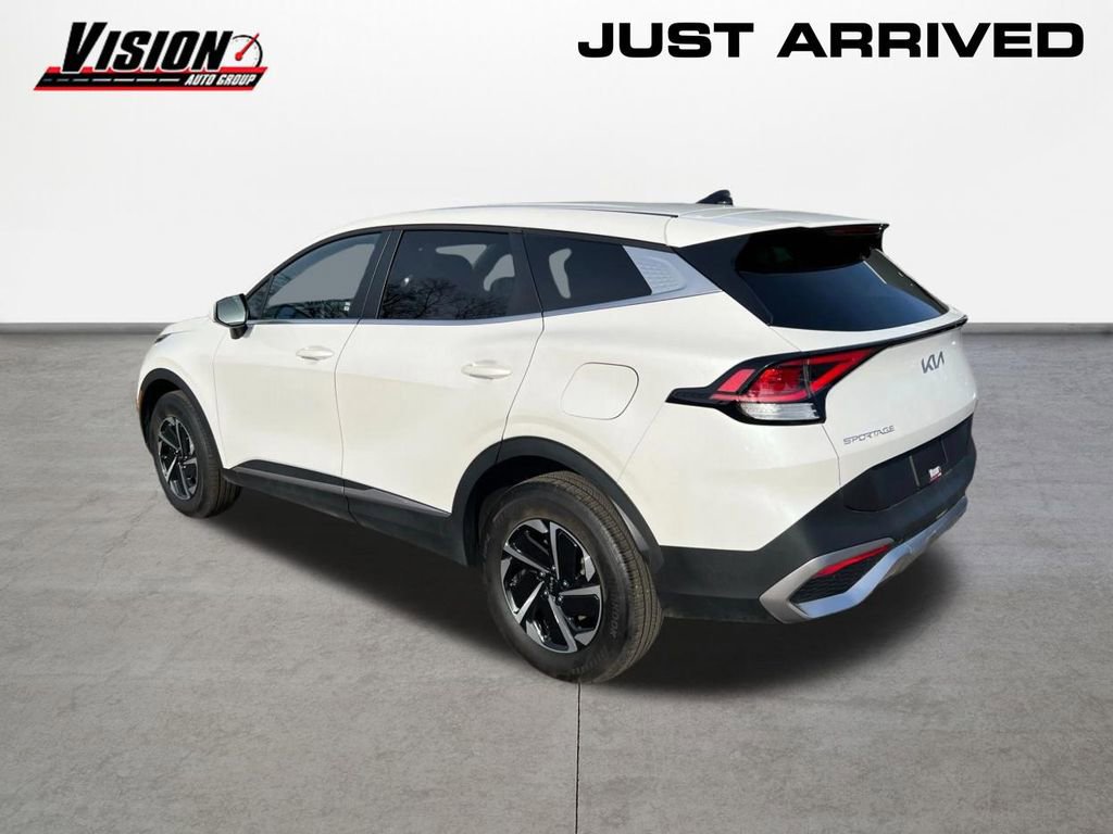 Certified 2025 Kia Sportage LX image 7