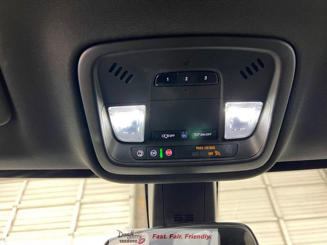 Used 2023 Chevrolet Traverse LT image 53