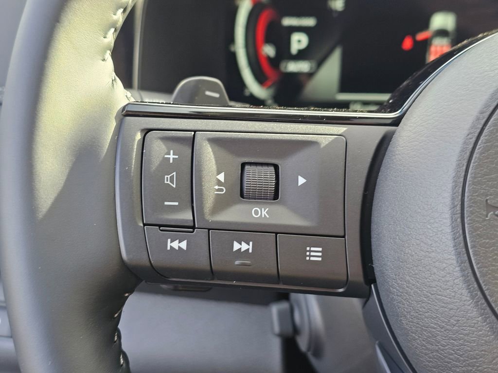 New 2025 Nissan Pathfinder Platinum w/ Cargo Package image 40