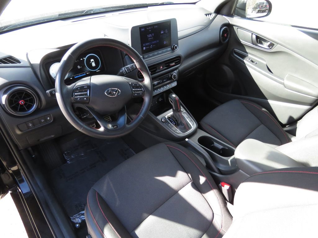 Used 2022 Hyundai Kona N Line image 11