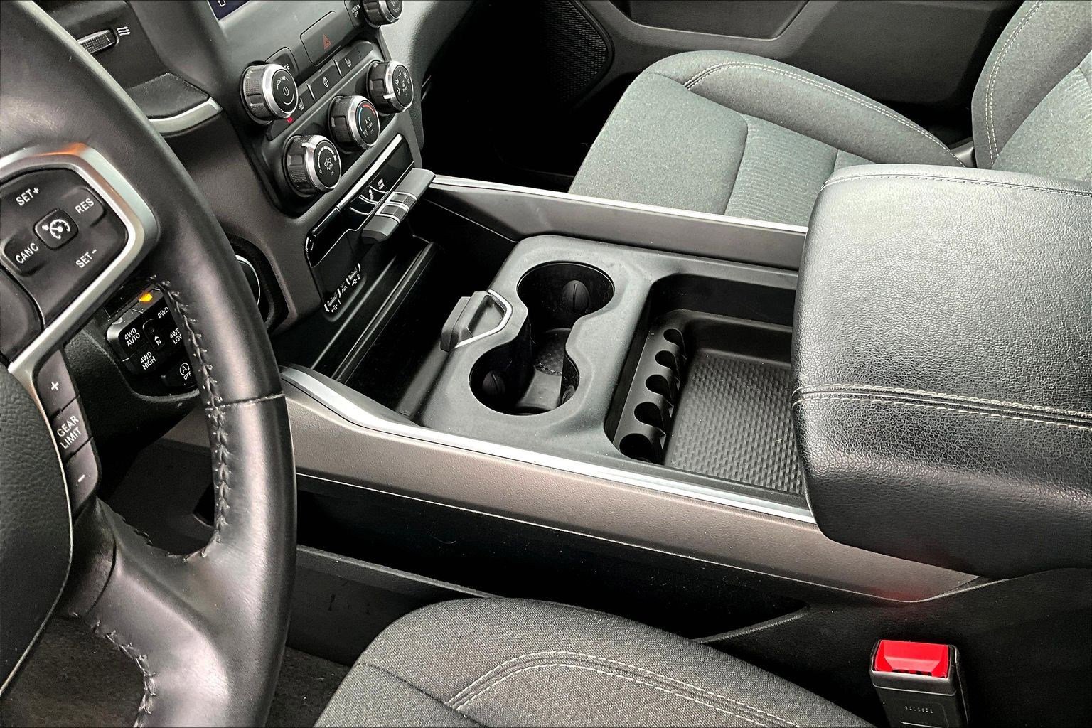 Used 2024 RAM 1500 Big Horn AWD/4WD image 18