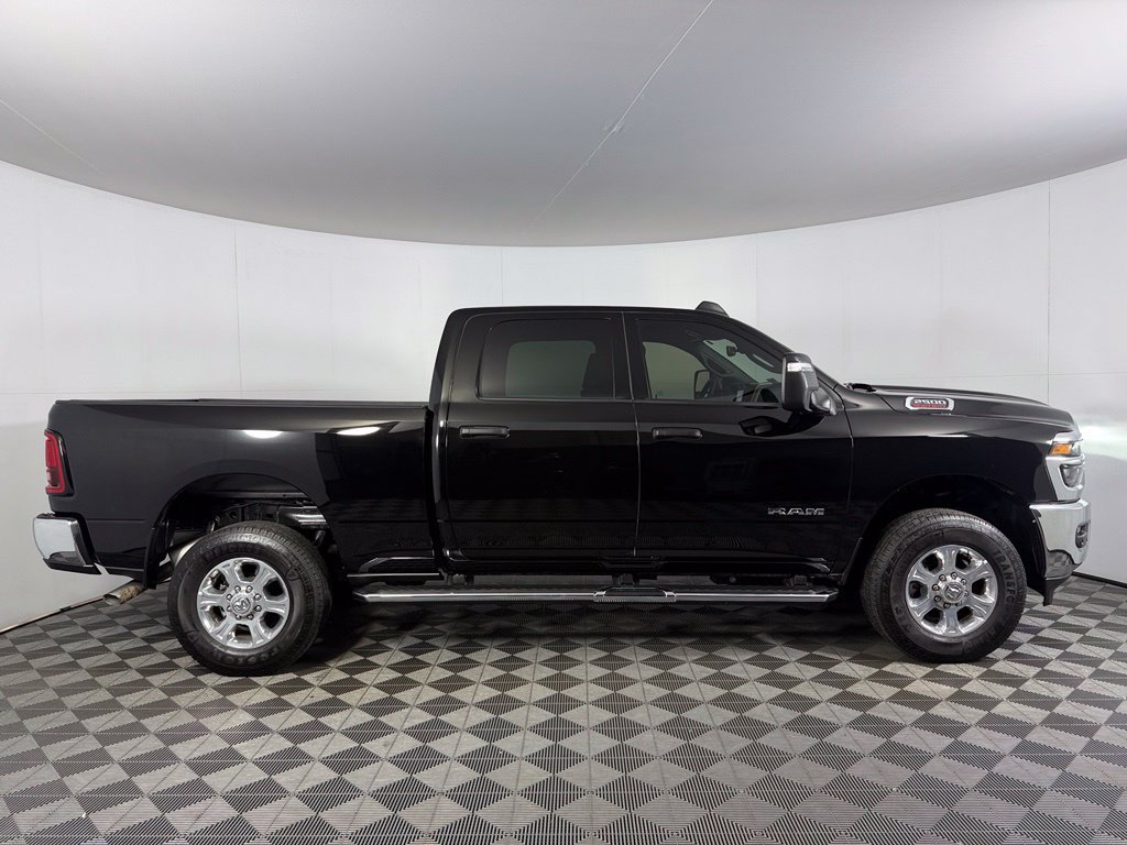 Used 2026 RAM 2500 Big Horn AWD/4WD image 5