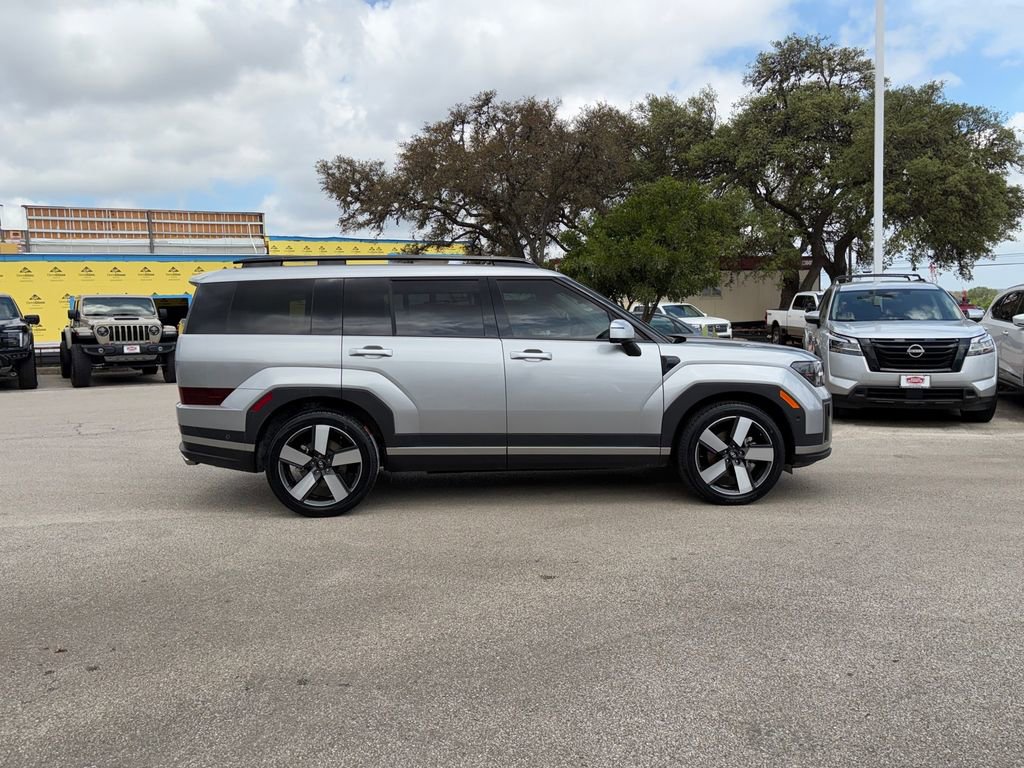 Used 2024 Hyundai Santa Fe Limited image 4