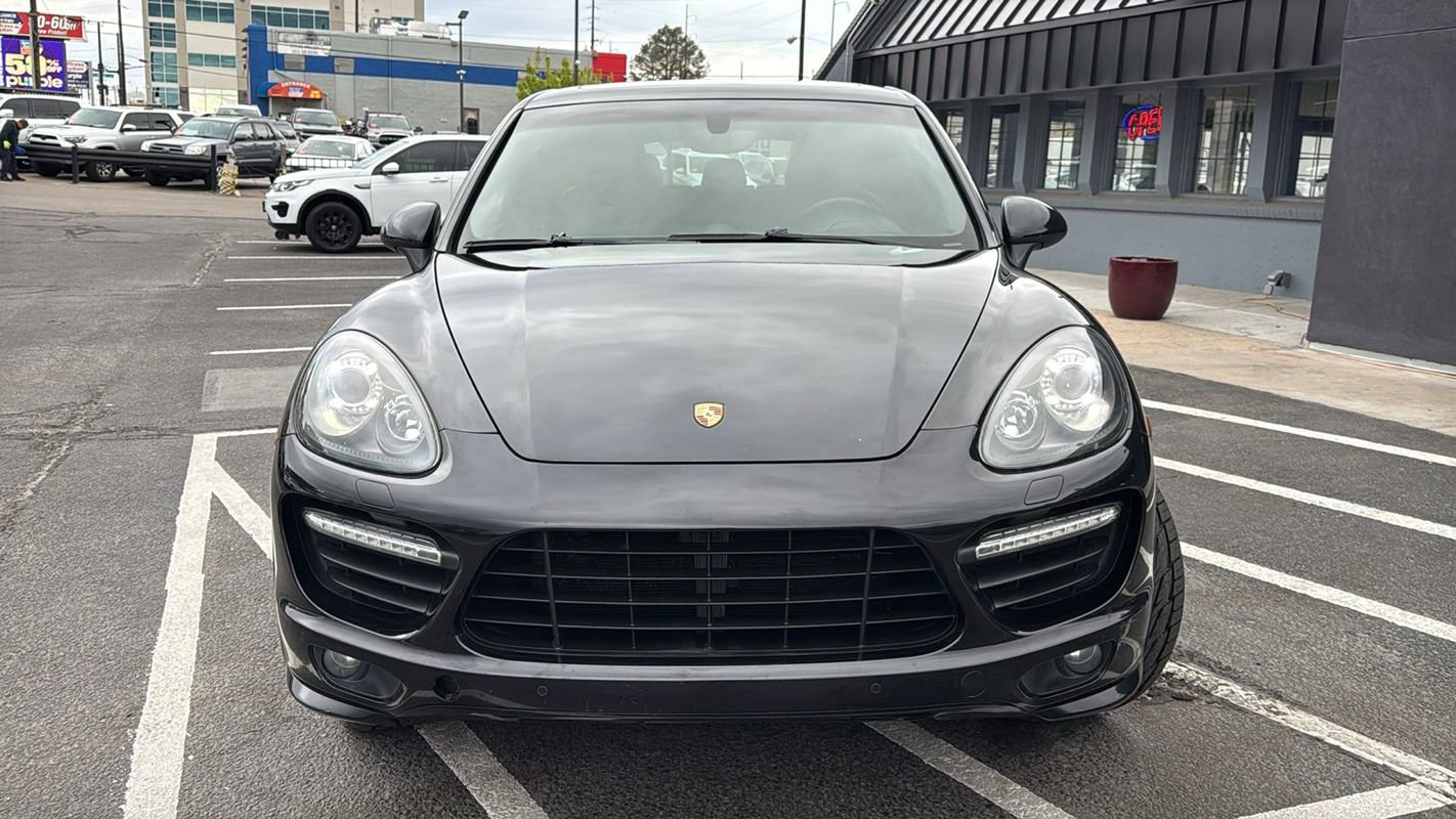 Used 2013 Porsche Cayenne GTS AWD/4WD image 8