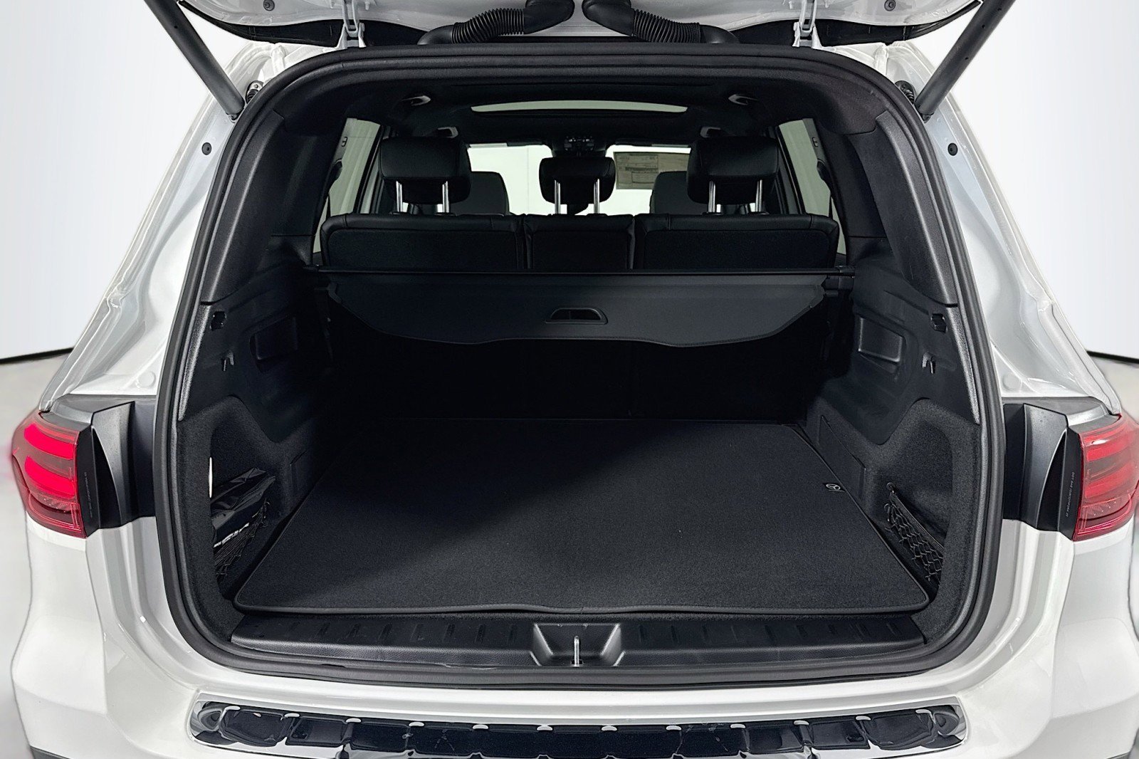 New 2026 Mercedes-Benz GLB 250 image 22